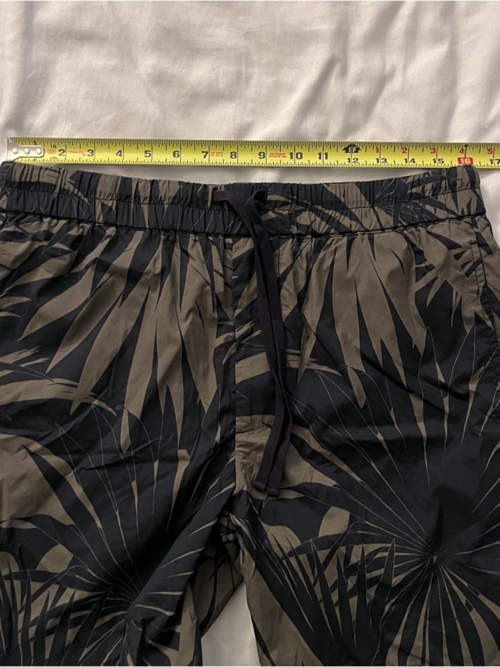 Vince Black & Olive Palm-Print Swim Shorts - Picture 9 of 12